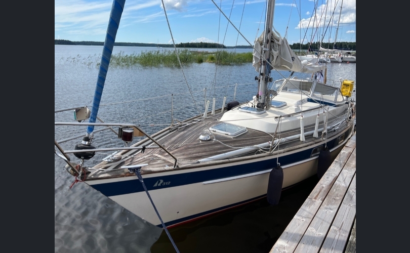 Hallberg-Rassy 312-kuva-1